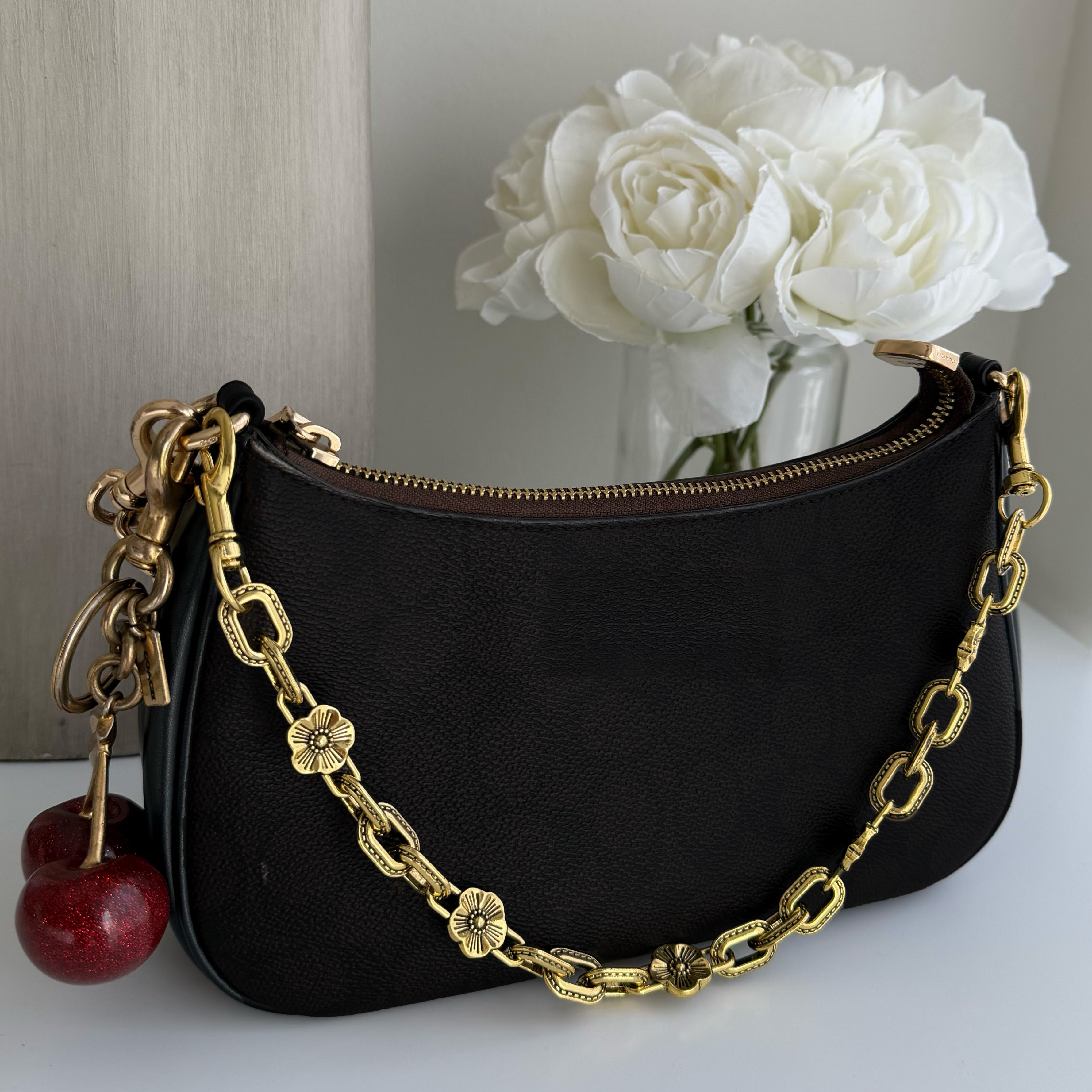 Luminous Link Bag Chain - EVRYJEWELS